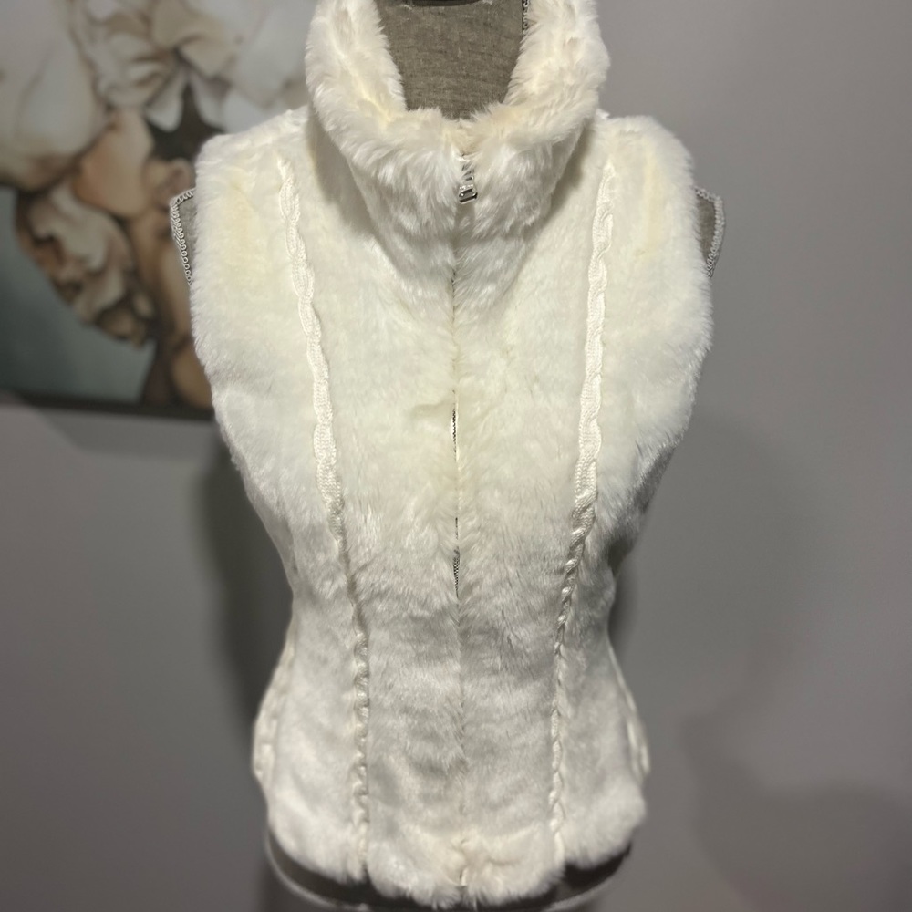 Guess faux fur vest
